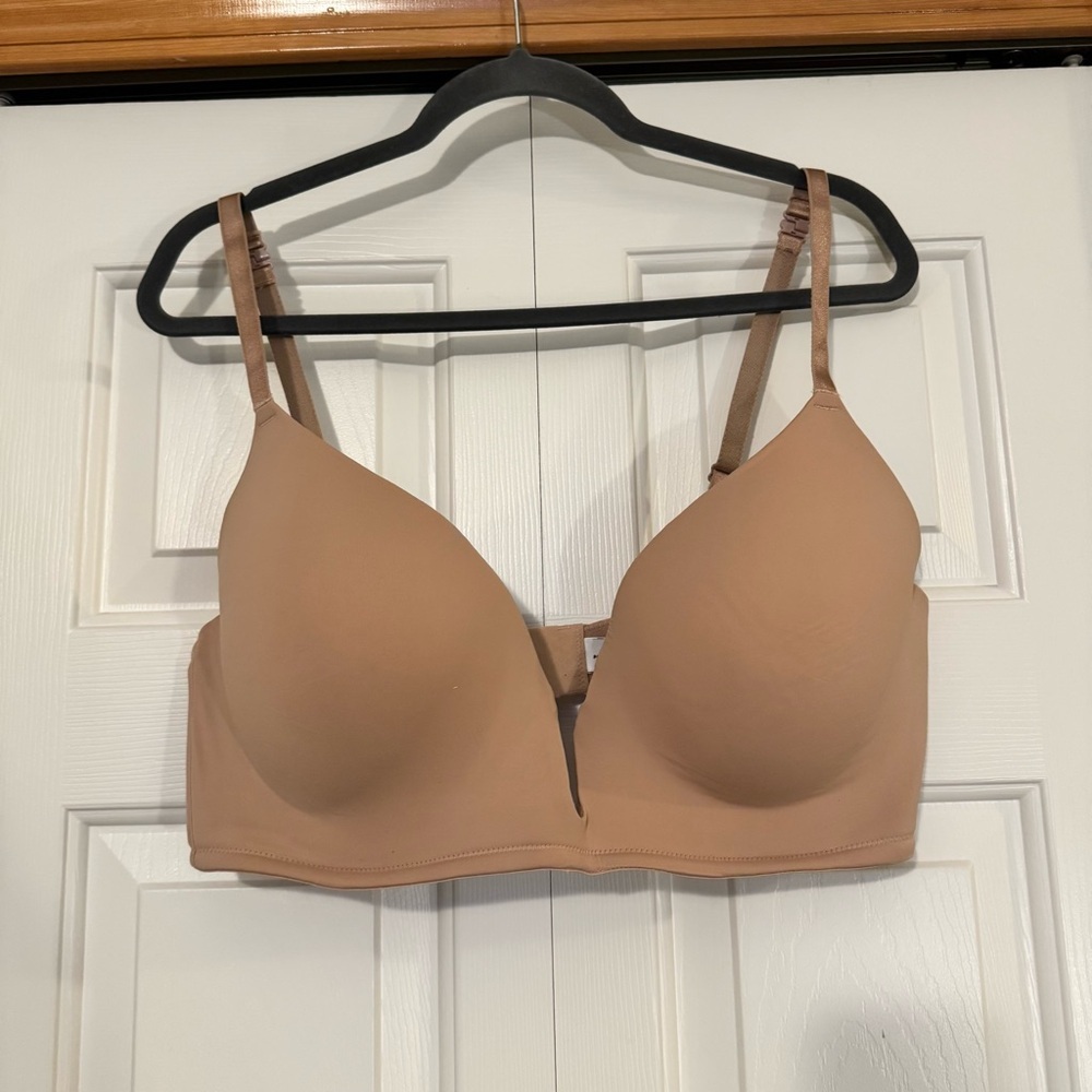 NWT Sexy Bra Pour Moi Sofia‎ Low Plunge Push Up Underwire Bra in Sand